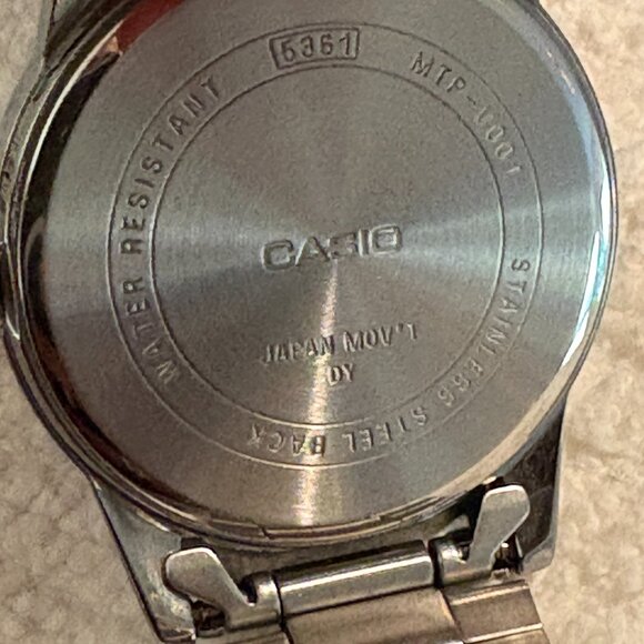 Casio TP-V001D-Men's Standard Stainless Steel Easy Reader Black Dial Watch Mint - Picture 5 of 7